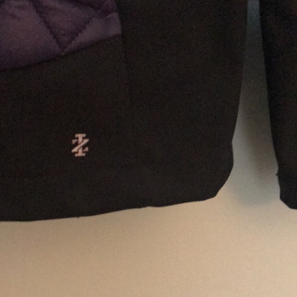 Waterproof quilted jacket - Picture 2 of 4